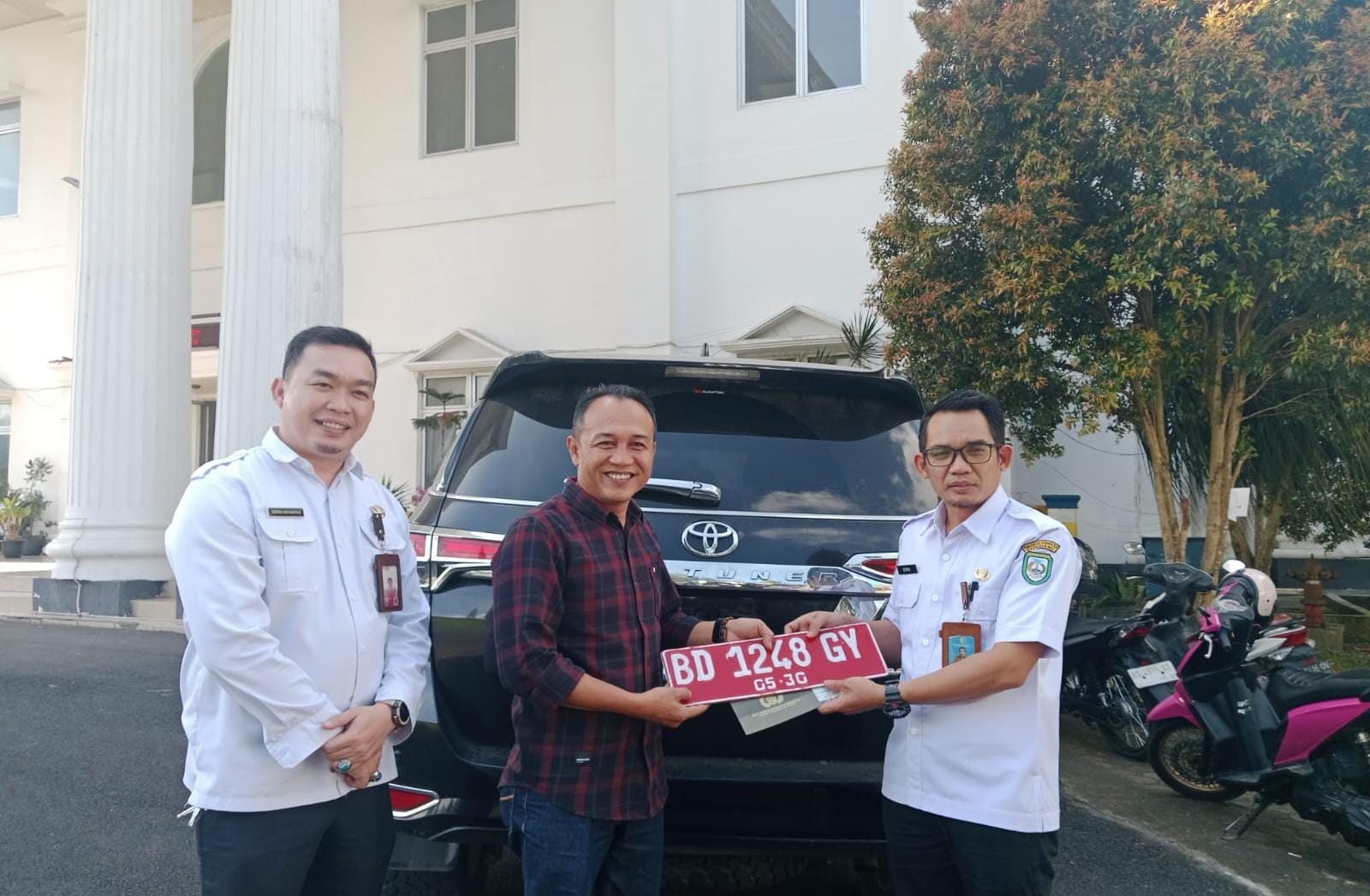 Toyota Fortuner Mantan Ketua DPRD Kepahiang Dilelang dengan Harga Segini!