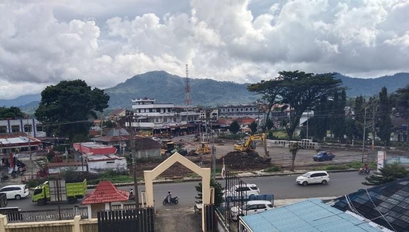 Revitalisasi Terminal Pasar Kepahiang Ditenggat Selesai Desember Ini!