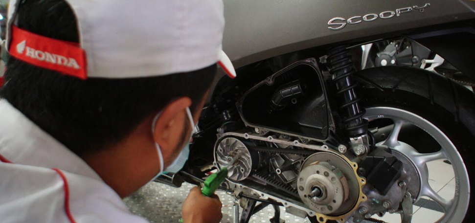 Tips Merawat Motor Matic dan Waktu yang Tepat Untuk Membersihkan CVT