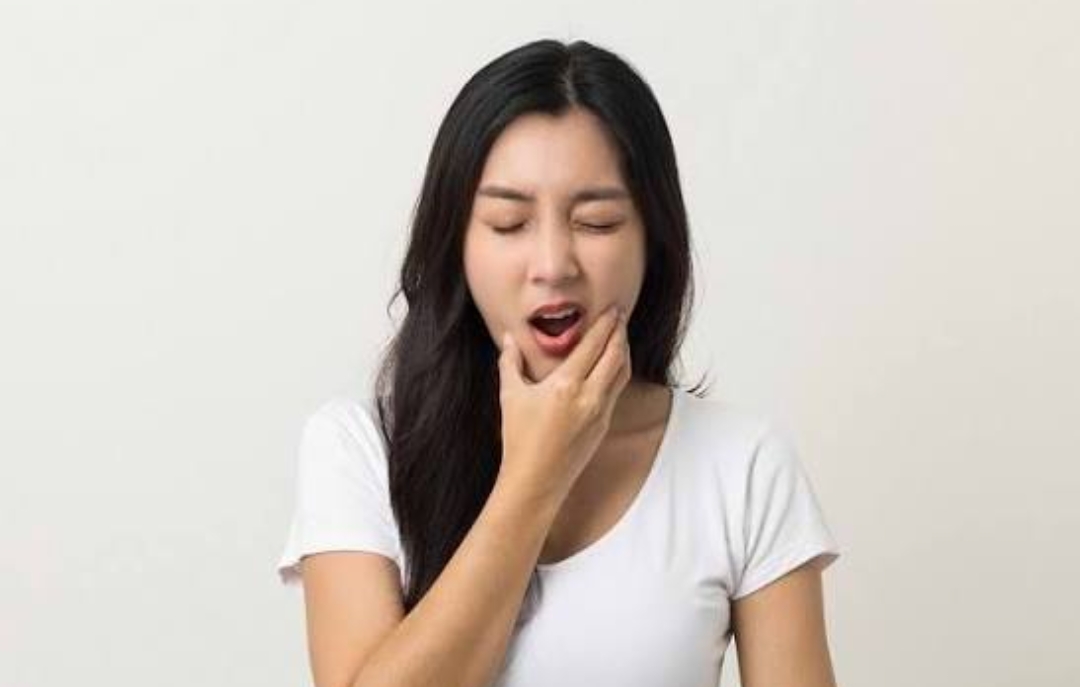 Gampang dan Cepat, Ternyata Ini Penyebab dan Cara Mengatasi Gigi Nyilu Berkepanjangan