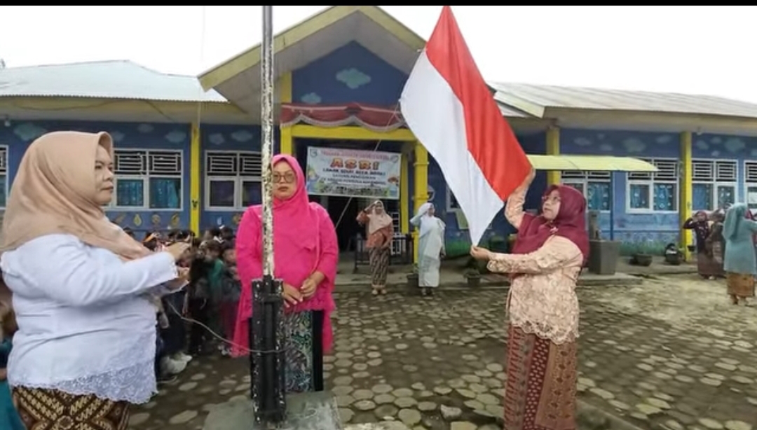 TK Negeri Pembina Kepahiang Gelar Upacara Hari Kartini