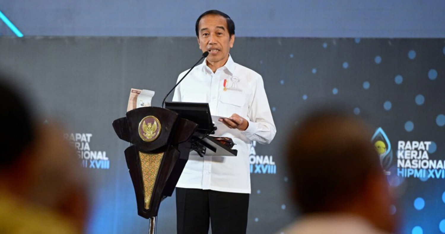 Wow! Pemerintah Siapkan Dana KUR Rp460 Triliun, Jokowi: Bunga 6 Persen!