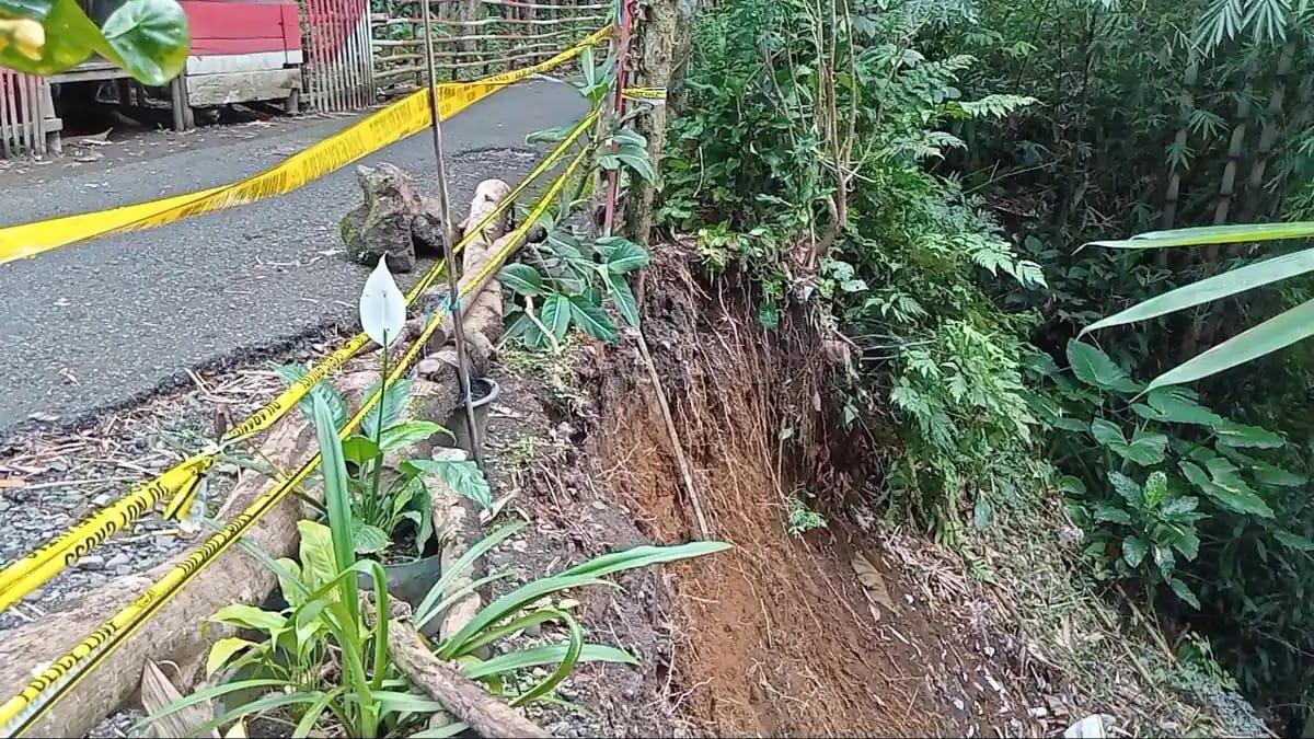 Longsor Lagi di Kepahiang, Jalan di Pasar Sejantung Terancam Putus