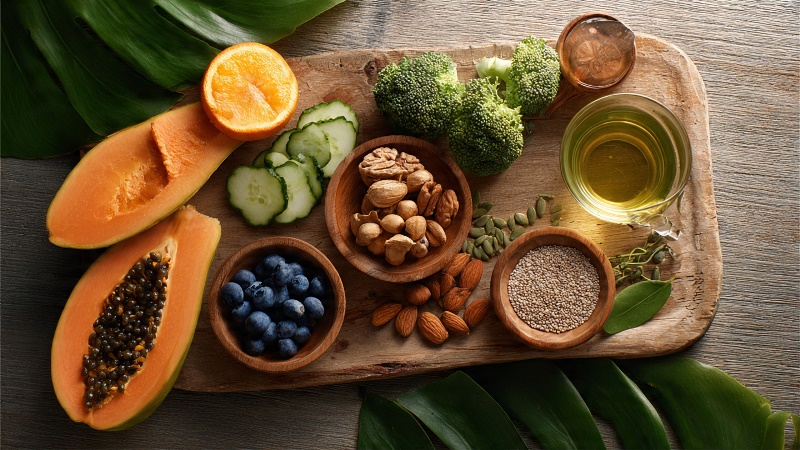 Makan Skincare Alami: Tips Rawat Kulit dari Dalam 