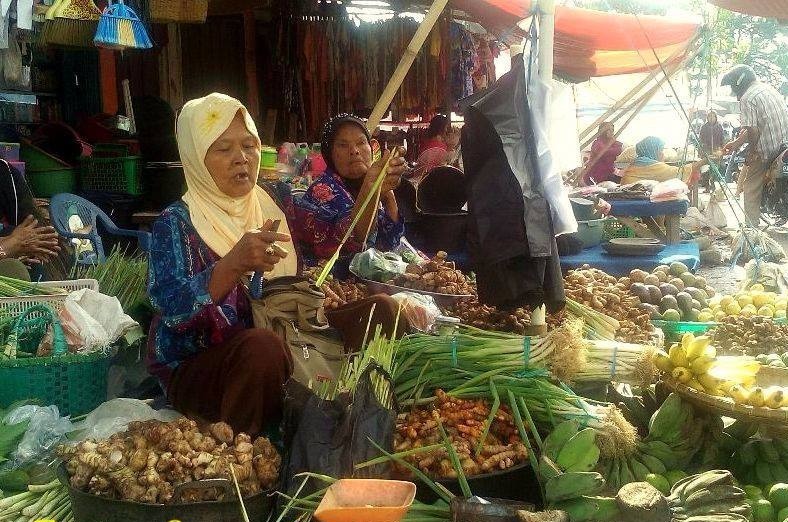 Harga Cabai dan Ayam Mendadak Turun