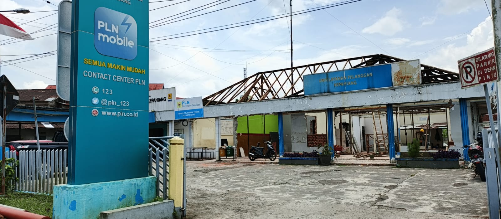 Masih Banyak Kabel Listrik Tak Punya Tiang, Begini Kata PLN PLN ULP Kepahiang