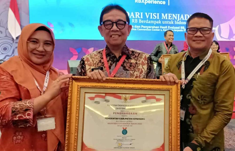 Disaksikan Wapres RI, Pemkab Kepahiang Raih Penghargaan SAKIP Predikat B