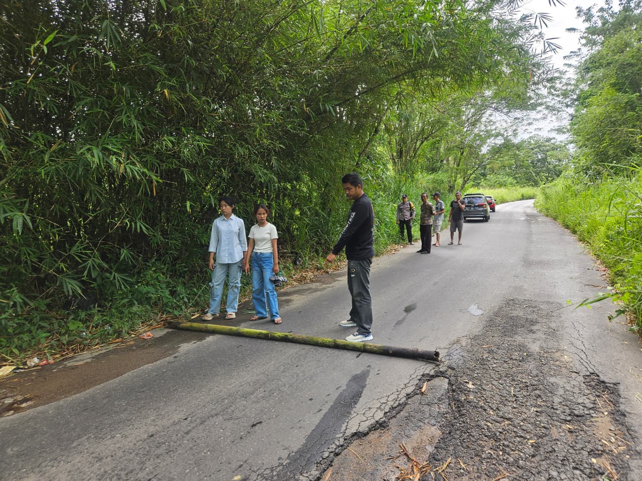 BREAKING NEWS: Pelajar Jadi Korban Penodongan di Bermani Ilir, Pelaku Gunakan Parang dan Rampas Motor