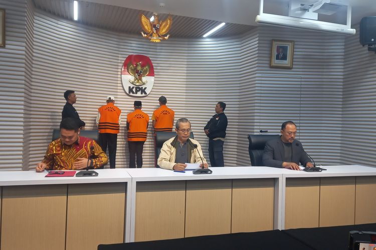 BB 7 Miliar, Gubernur Bengkulu Beserta Ajudan dan Sekda Provinsi Bengkulu Resmi Tersangka