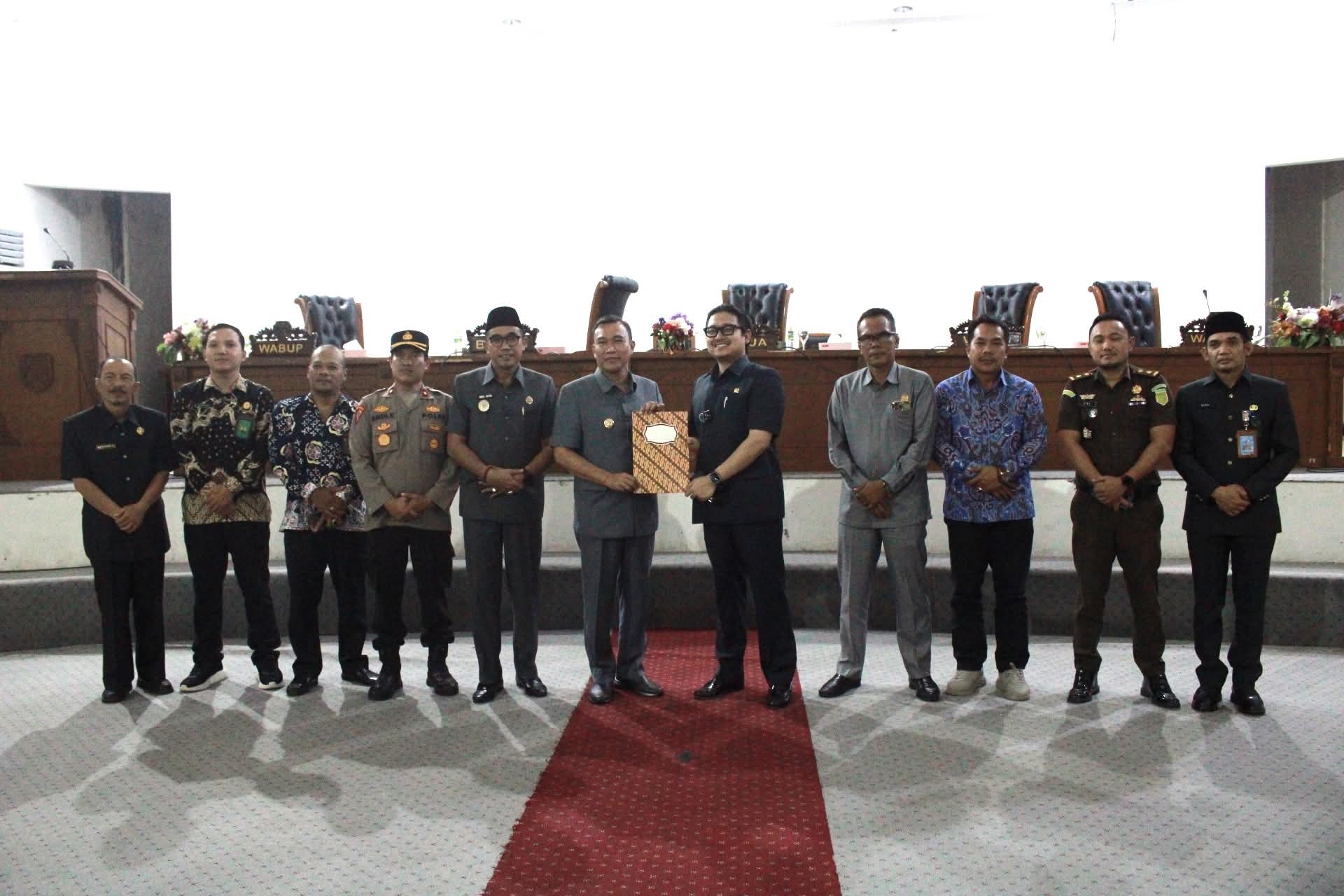 Disetujui 5 Fraksi untuk Dibahas, Ini Catatan Dewan Terhadap Raperda Pertanggungjawaban APBD TA 2024