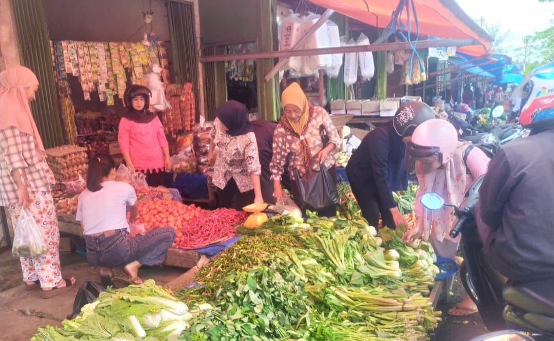 Harga Sayuran Meroket di Kepahiang, Pedagang Makanan Kurangi Porsi demi Bertahan