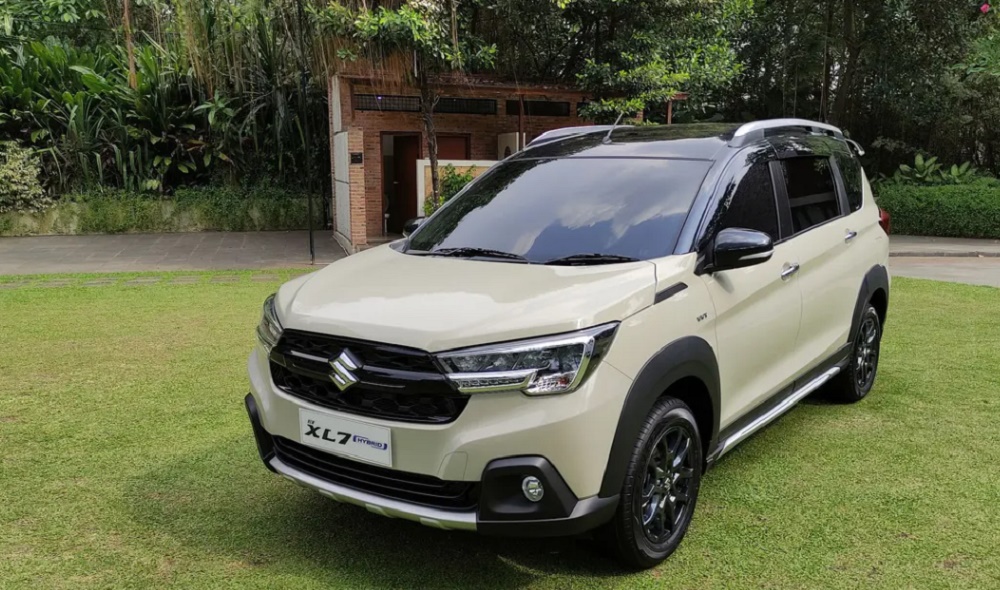 Suzuki XL7, Pilihan Crossover Menarik dengan Desain Gagah dan Fitur Canggih