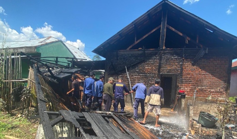 Merugi Puluhan Juta, Ternyata Ini Penyebab Rumah Dapur Rumah Warga Desa Tertik Hangus Jadi Arang