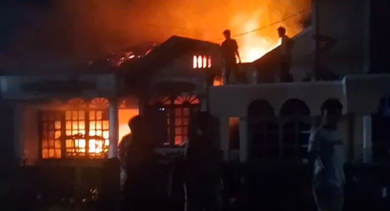 Tengah Malam, Rumah Warga Kepahiang Diamuk Si Jago Merah