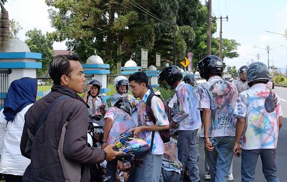 Coret-Coret Baju Seragam dan Konvoi di Jalan, Ingat Sekarang Polres Kepahiang Blusukan Awasi Peserta Kelulusan