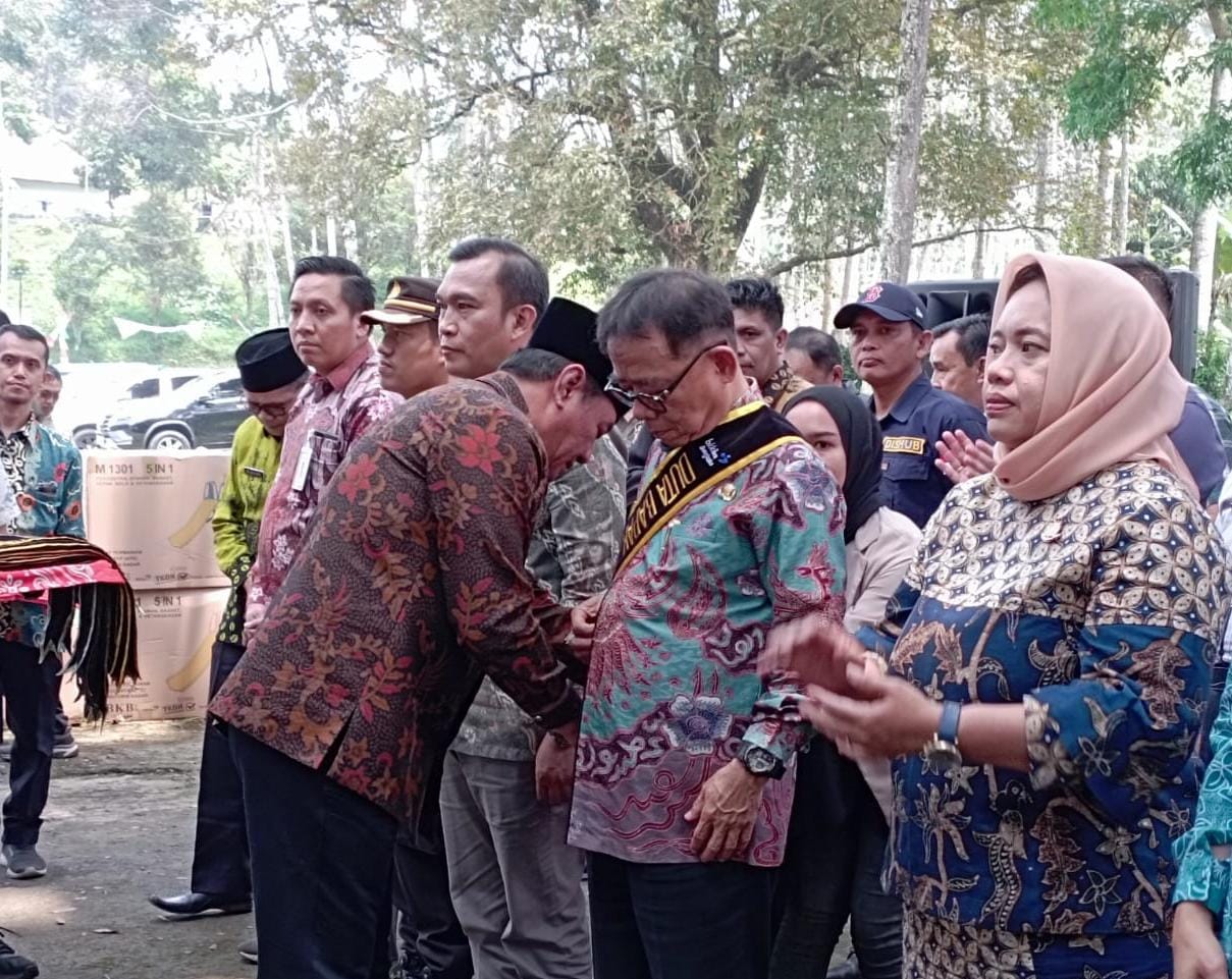 Aksi Penanganan Stunting, Wakil Gubernur Kukuhkan 39 Orang Tua Asuh di Kepahiang
