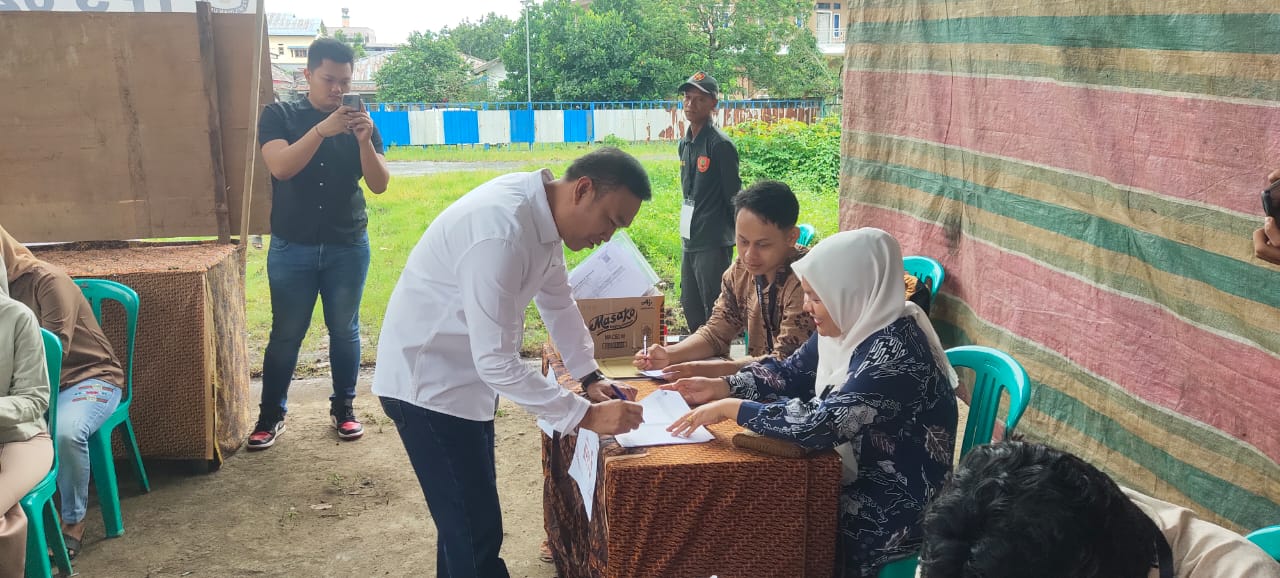 Di Desa Kelobak Menang Telak, Pasangan Nata-Hafidzh Peroleh 617 Suara