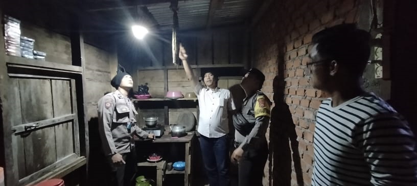 Ibu Muda Talang Ratu Ditemukan Tewas Gantung Diri