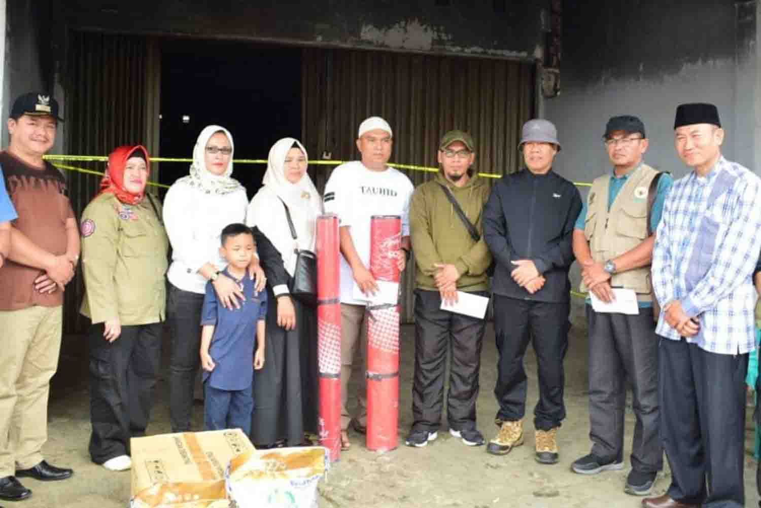 Bupati Santuni Korban Musuibah Jemabatan Putus dan Kebakaran 