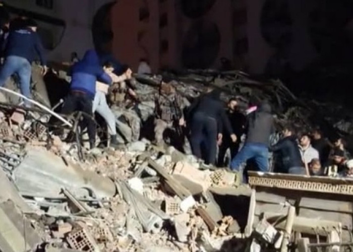 Update Gempa Turki dan Suriah, 2.308 Orang Meninggal Dunia, Ribuan Bangunan Ambruk Hingga Rata Dengan Tanah!