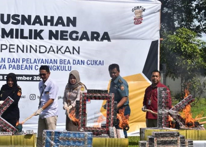 Bea Cukai Musnahkan Rokok Ilegal Senilai Rp 4 Miliar