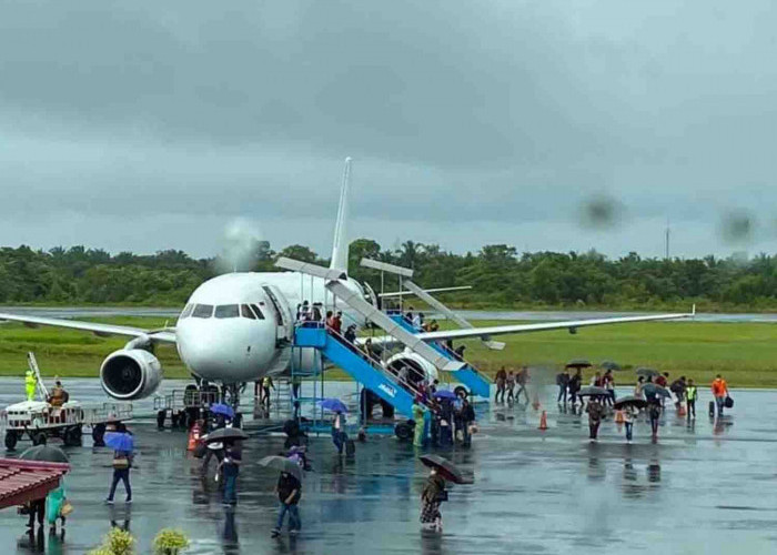 Dorong Pembangunan Bandara Fatsoe