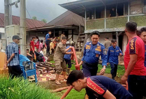 BREAKING NEWS: Rumah Warga Pelangkian Kebakaran