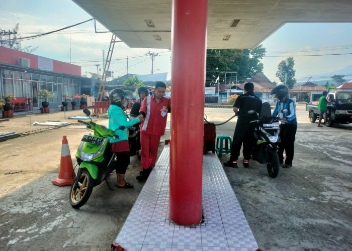 Harga Bapokting Naik, Dampak Kenaikan BBM Mulai Terasa di Pasar Tradisional