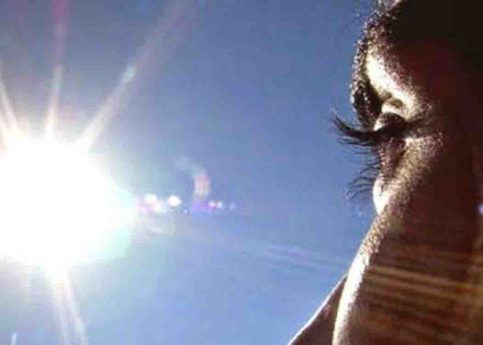 Bahaya Sinar UV Saat Cuaca Panas, Tak Cukup Hanya Pakai Sunscreen, Simak Penjelasannya.!