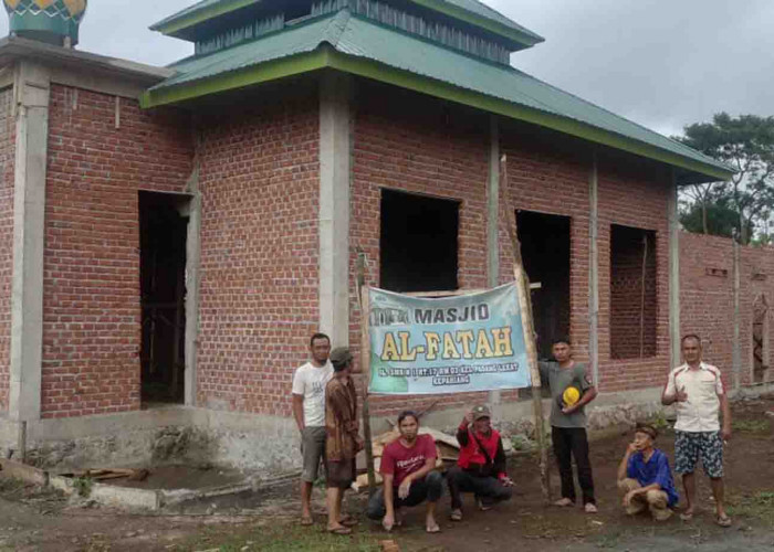 Murni Swadaya Masyarakat, Pembangunan Masjid Al Fatah Padang Lekat Masih Butuh Dukungan