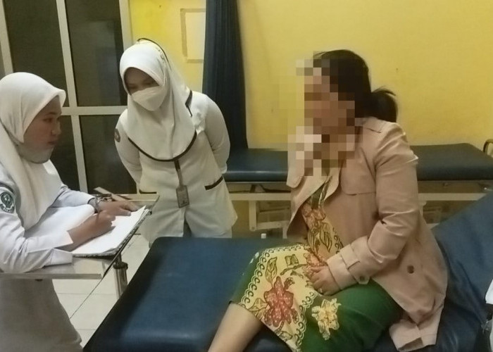 Sedang Hamil, Istri Sah Diduga Dianiaya Pelakor!