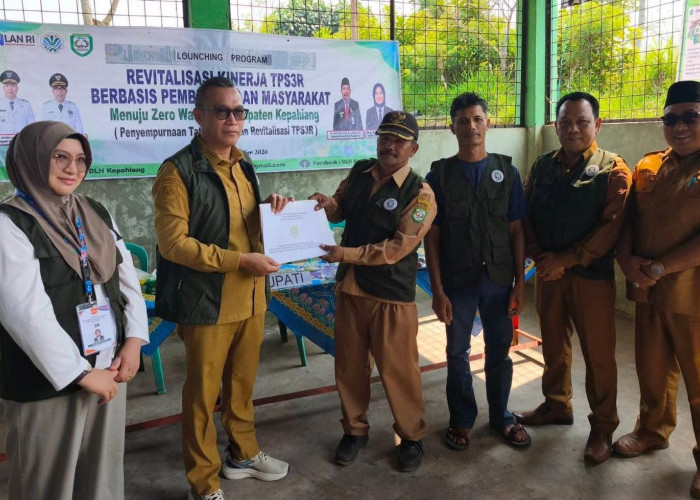 Solusi Cerdas Atasi Sampah dan Bantu Petani, Bupati Dorong TPS3R Jadi Penggerak Ekonomi Desa