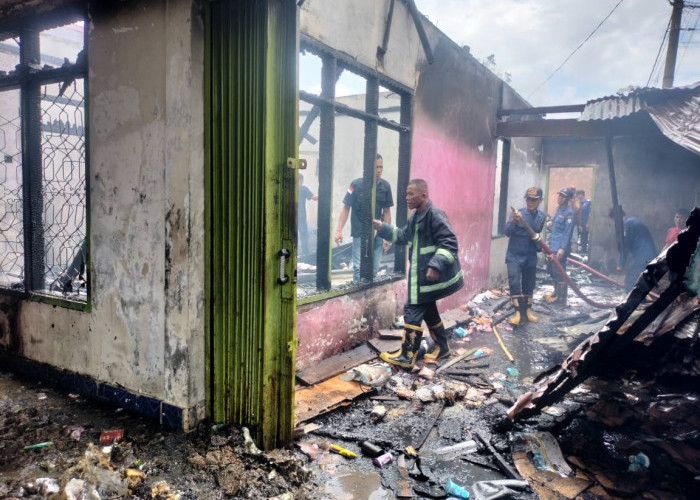 Insiden di Desa Daspetah Jadi Evaluasi, Damkar Kepahiang Imbau Masyarakat Serahkan Kasus Kebakaran Pada Ahliny