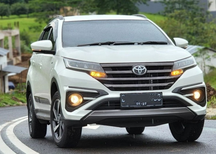 Dibanding Daihatsu Terios, Benarkah Toyota Rush Unggul Dalam Penjualan, Berikut Keunggulannya!