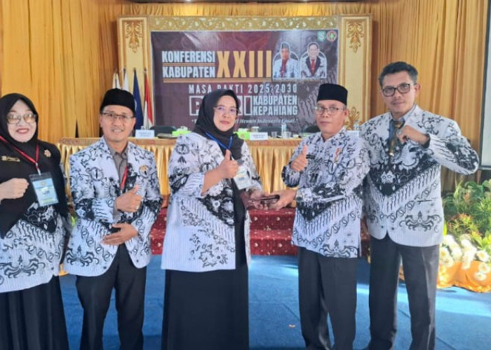 Terpilih Secara Aklamasi, Elvi Andriani Resmi Jabat Ketua PGRI Kabupaten Kepahiang 5 Tahun Kedepan