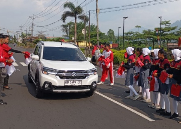 Dengar Baik-Baik, Ini Kata Bupati Kepahiang Soal Mengibarkan Bendera Merah Putih Jelang HUT RI ke 79