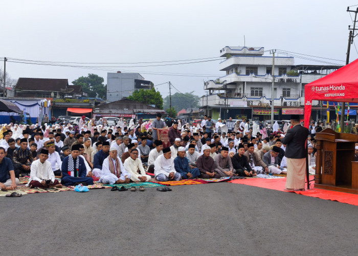 Di Terminal Kepahiang, Wabup Shalat Id Bersama PD Muhammadiyah 