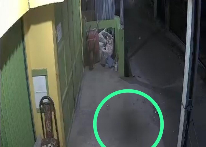 Terekam CCTv, Warga Kepahiang Kehilangan Uang Diduga Ulah Makhluk Halus!