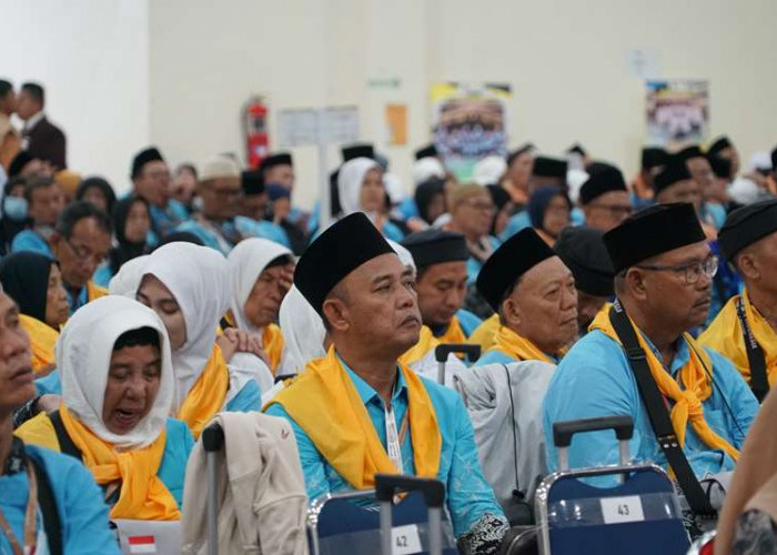 Kloter Perdana Haji Bengkulu 2026 Dilepas, Jemaah Tertua 81 Tahun, Termuda 22 Tahun