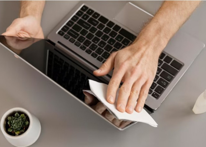 Cara Merawat dan Membersihkan Laptop dengan Alat Seadanya