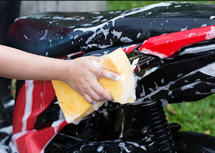 Jangan Asal Cuci Sepeda Motor, Begini Cara Yang Benar Mencuci Sepeda Motor Agar Tetap Kinclong