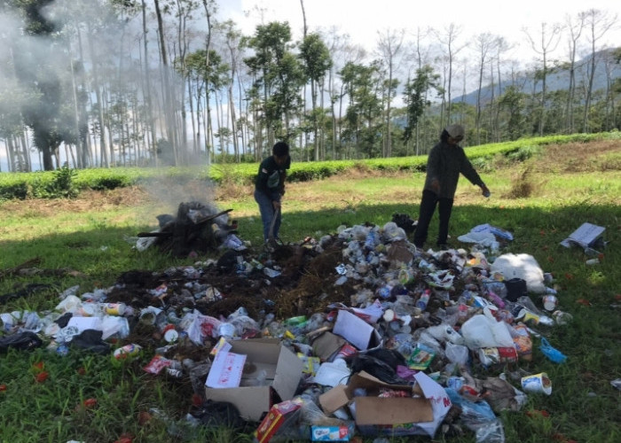 Waduh, Sampah di Objek Wisata Kabawetan Menggunung