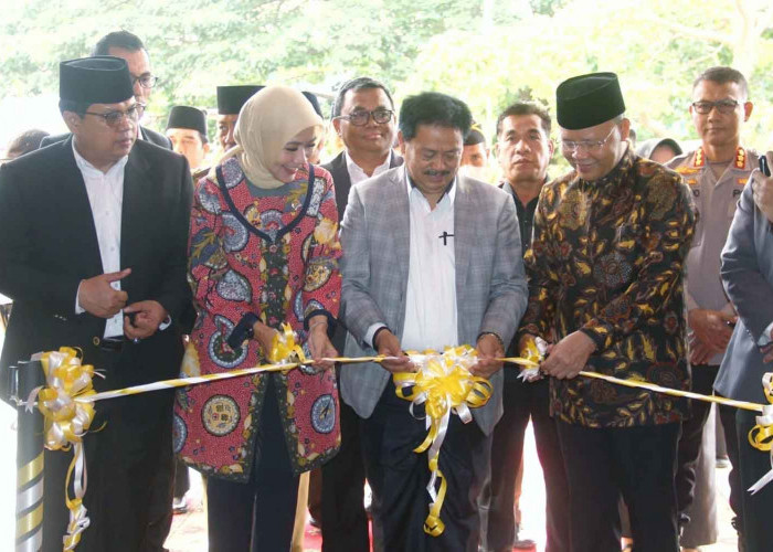 Berlangsung Meriah, Gedung Layanan Akreditasi A Perpustakaan Daerah Provinsi Bengkulu Diresmikan