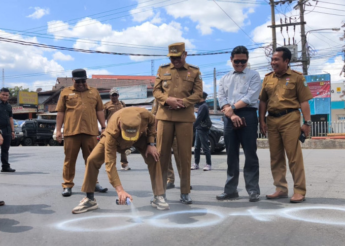 Pemkab dan DPRD Kepahiang Turun Langsung Titik Nol 2 Pekerjaan Infrastruktur Jalan, Termasuk di Terminal Kepah