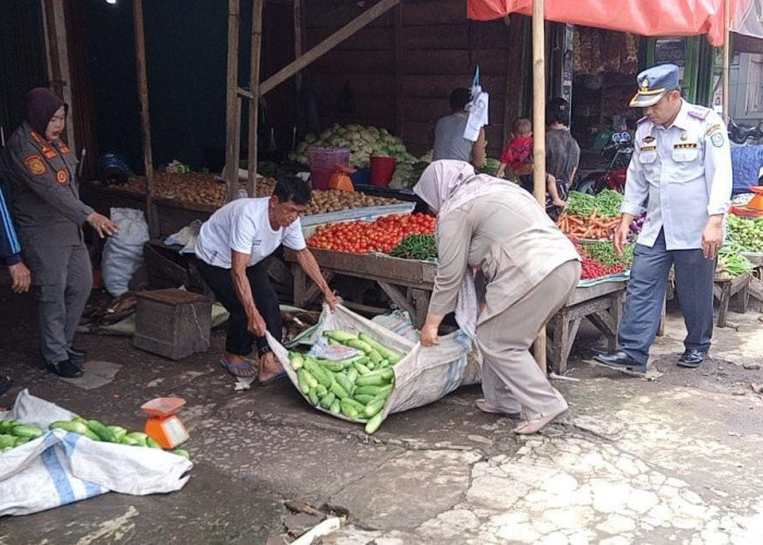 Wacana Pasar Kuliner Jadi Lahan Relokasi PKL, Dalos: Suka Tidak Suka, Pindah!