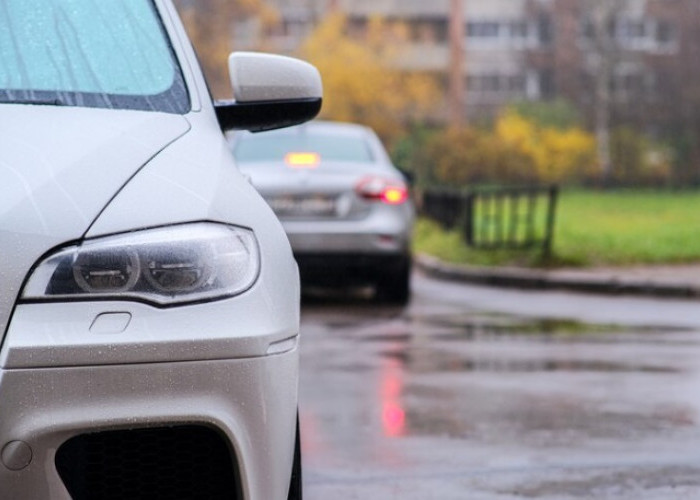 Sayangi Kendaraan Anda, Catat Tips Cara Merawat Kendaraan Saat Musim Hujan