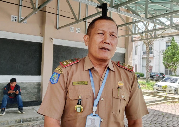 Terima Pasokan 2000 Keping, Dukcapil Kepahiang Pastikan Stok Blanko KTP Aman