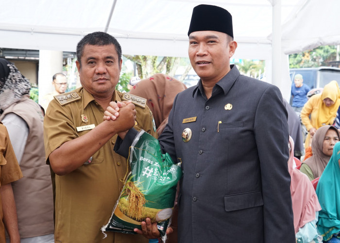 Ringankan Beban Masyarakat, Jelang Lebaran Pemkab Kepahiang Salurkan Paket Ramadhan Baznas