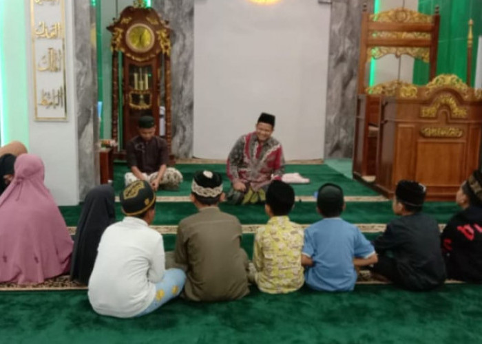 KUA Kepahiang Entaskan Buta Aksara Al-quran Lewat Program Didikan Subuh