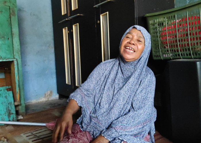 Kuli Pengupas Bawang di Kepahiang, Realita Hidup Tak Seindah Pidato Prabowo